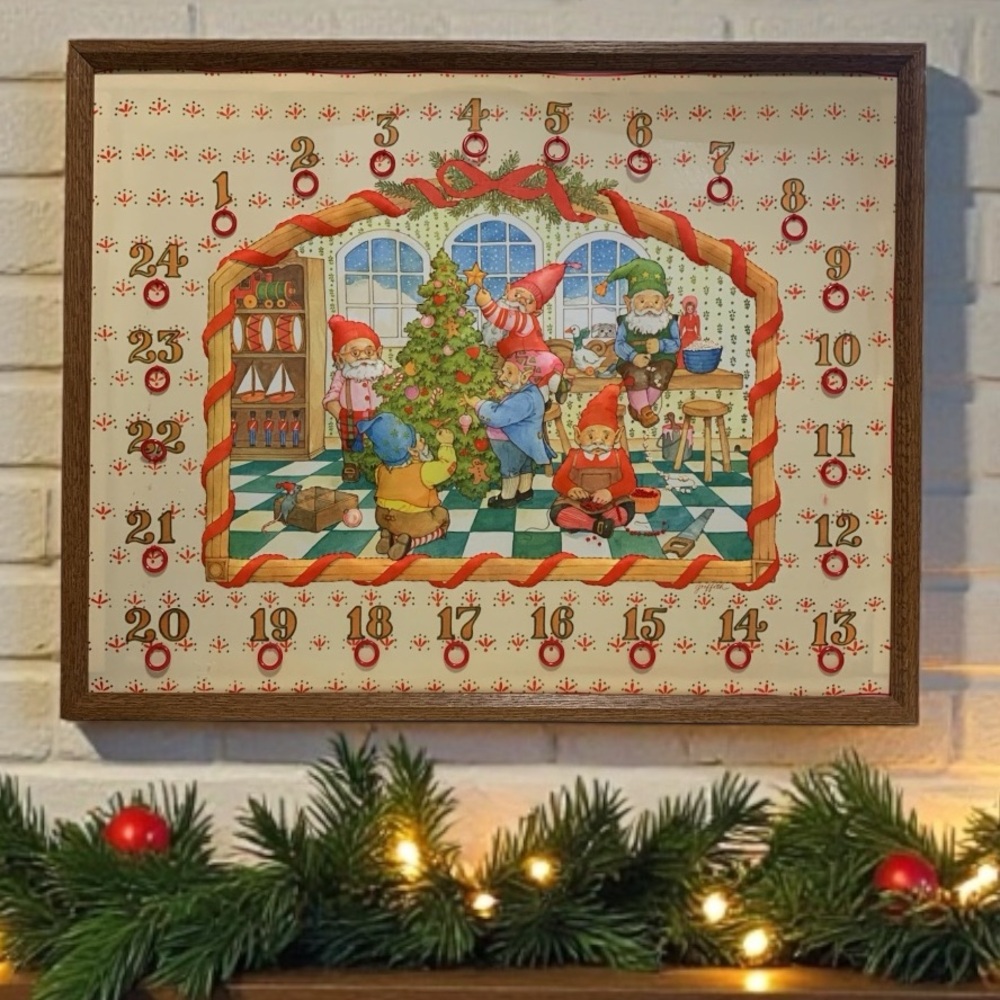 Vintage 1981 Hand Stitched 3-D Fabric Creative Circle Advent Calendar